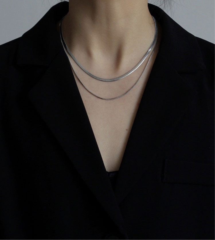 Double layered necklace - gold/silver