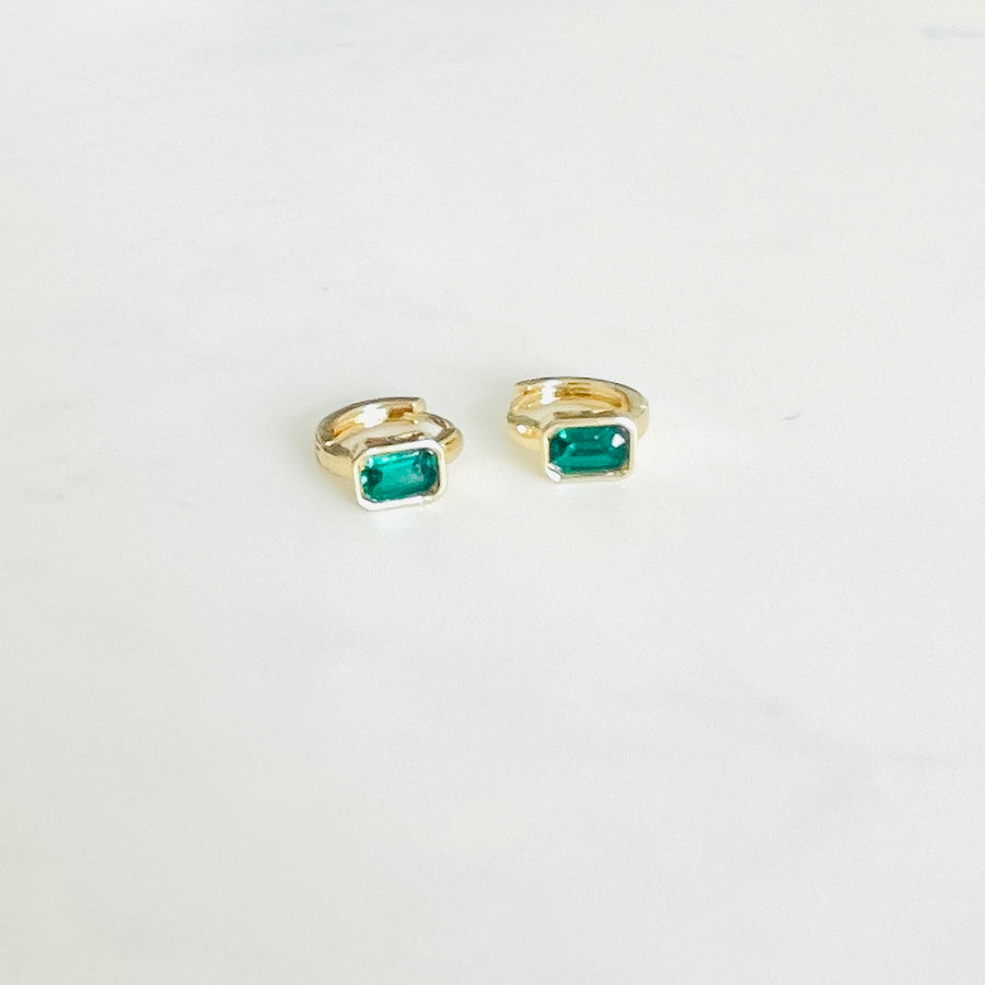 Green gem Huggie earrings in gold tone