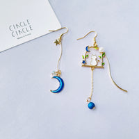 Moonlight arch cat earrings