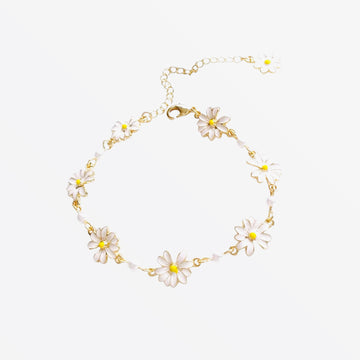 Daisy-chain bracelet