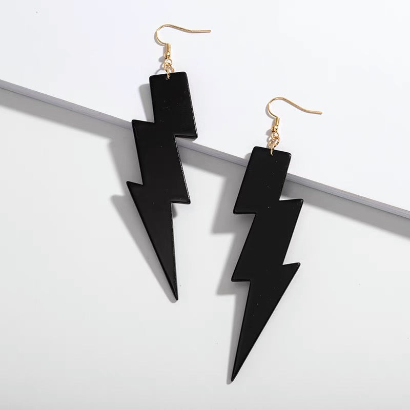 Oversized lightning-bolt earrings