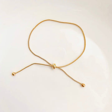 Adjustable ribbon bracelet